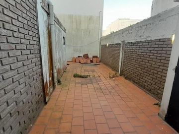 Departamento en venta - 2 Dormitorios 2 Baños - Cochera - 131Mts2 - Mar de Ajó