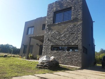 Casa - La Reja