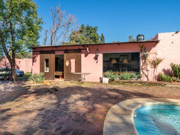 Casa en Terreno de 4.000 m2 - Apto para Construcción - Ideal Desarrollo en Manzanares