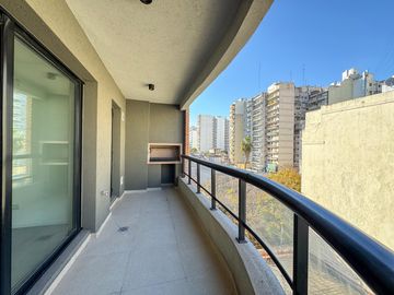 Moderno 3 ambientes con parrilla propia y amenitites en Caballito