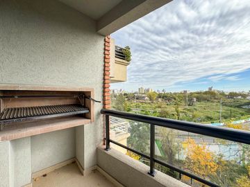 Moderno 3 ambientes con parrilla propia y amenitites en Caballito