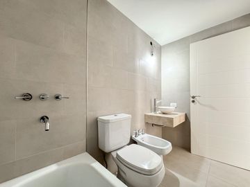 Moderno 3 ambientes con parrilla propia y amenitites en Caballito