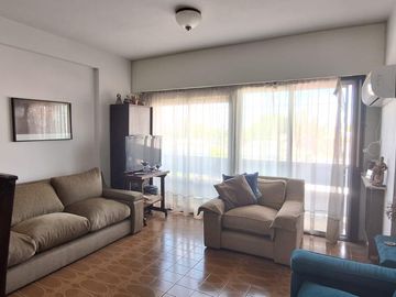 Departamento en venta - Escobar centro.