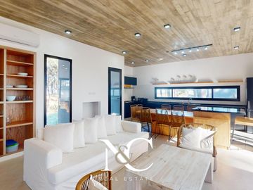 Casa en venta en Costa Esmeralda 4 dormitorios