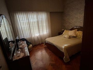 ZAPIOLA ESQUINA ESPAÑA - CASA EN VENTA DESAROLLADA EN PLANTA BAJA