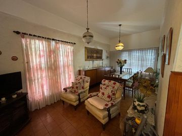 ZAPIOLA ESQUINA ESPAÑA - CASA EN VENTA DESAROLLADA EN PLANTA BAJA