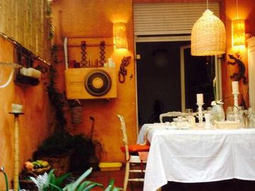 VENTA, EN RECOLETA, 3 AMBIENTES, GRAN  PATIO.