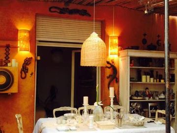 VENTA, EN RECOLETA, 3 AMBIENTES, GRAN  PATIO.