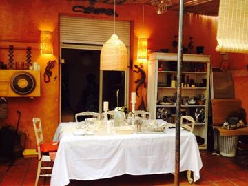 VENTA, EN RECOLETA, 3 AMBIENTES, GRAN  PATIO.