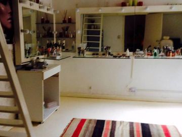 VENTA, EN RECOLETA, 3 AMBIENTES, GRAN  PATIO.