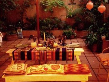 VENTA, EN RECOLETA, 3 AMBIENTES, GRAN  PATIO.