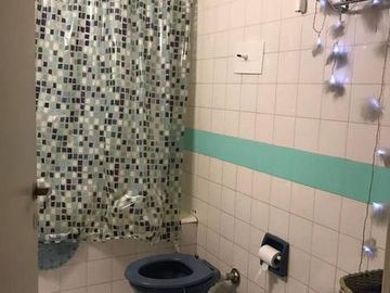 VENTA, EN RECOLETA, 3 AMBIENTES, GRAN  PATIO.