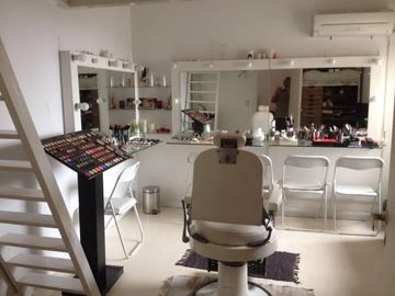 VENTA, EN RECOLETA, 3 AMBIENTES, GRAN  PATIO.