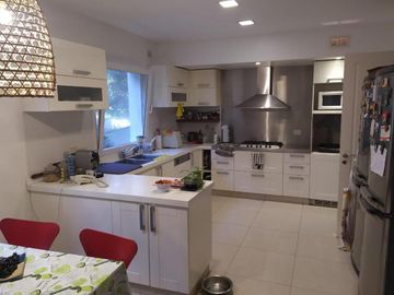 Casa  en Venta 4 dormitorios en Las Caletas, Nordelta, Tigre