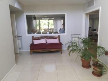 Casa  en Venta 4 dormitorios en Las Caletas, Nordelta, Tigre