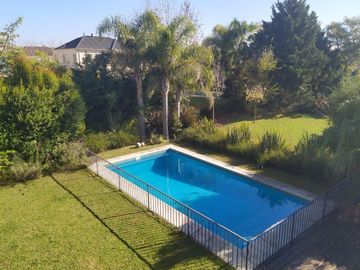 Casa  en Venta 4 dormitorios en Las Caletas, Nordelta, Tigre
