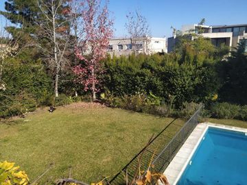 Casa  en Venta 4 dormitorios en Las Caletas, Nordelta, Tigre