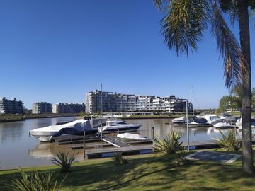 Casa  en Venta 4 dormitorios en Las Caletas, Nordelta, Tigre