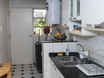 Casa Céntrica con Salón Comercial