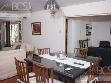 Casa Céntrica con Salón Comercial