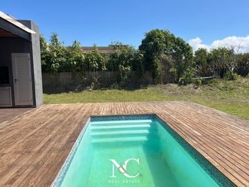 Casa en venta en costa esmeralda