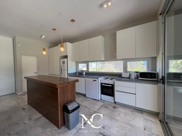 Casa en venta en costa esmeralda