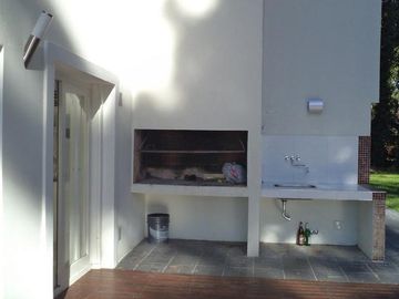 Casa Reciclada en Venta Jilguero 580 PInamar 5 Dormitorios
