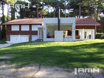 Casa Reciclada en Venta Jilguero 580 PInamar 5 Dormitorios
