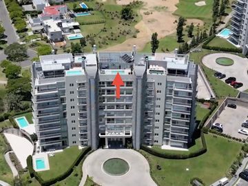Duplex UNICO, en venta en YOO 3, Nordelta, con 4 dorm pileta privada.
