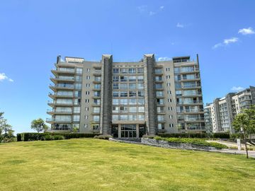 Duplex UNICO, en venta en YOO 3, Nordelta, con 4 dorm pileta privada.