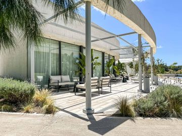 Duplex UNICO, en venta en YOO 3, Nordelta, con 4 dorm pileta privada.