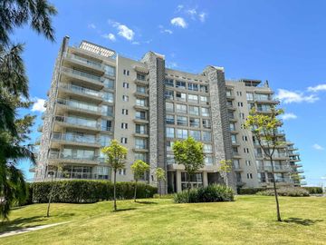 Duplex UNICO, en venta en YOO 3, Nordelta, con 4 dorm pileta privada.