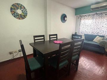 Departamento en Venta de 2 Dormitorios sobre Avenida Alberdi