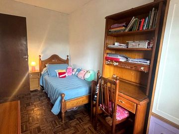 Departamento en Venta de 2 Dormitorios sobre Avenida Alberdi