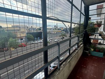 Departamento en Venta de 2 Dormitorios sobre Avenida Alberdi