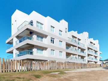 VALERIA DEL MAR VENTA DESDE EL POZO FRENTE AL MAR OPORTUNIDAD
