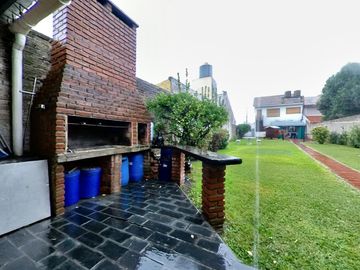Casa en Friedrichs al 700, Llavallol