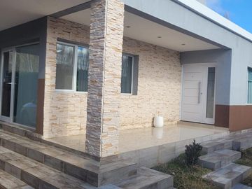 Casa en Plottier