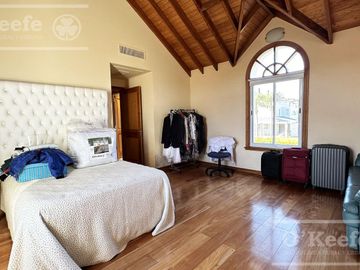 Casa en venta en Abril Club de Campo con fondo a Golf Hudson Berazategui