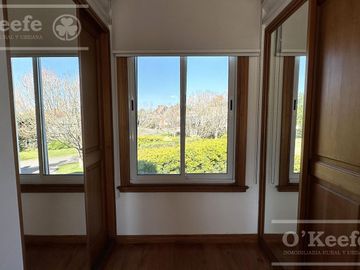 Casa en venta en Abril Club de Campo con fondo a Golf Hudson Berazategui