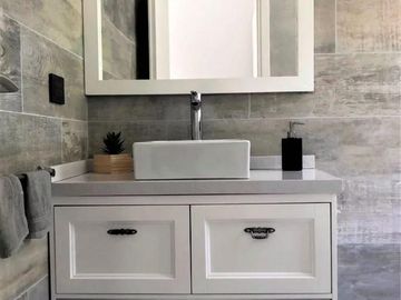 Excelente Casa a la venta en el Canton de 5 Ambientes