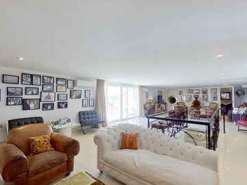 VENTA CASA DE 6 AMBIENTES CON PILETA EN HARAS SANTA MARIA