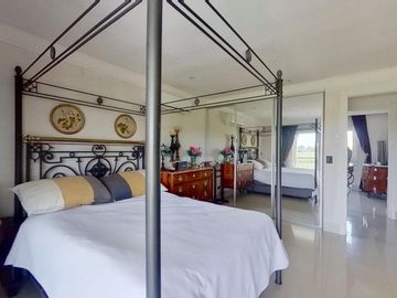 VENTA CASA DE 6 AMBIENTES CON PILETA EN HARAS SANTA MARIA