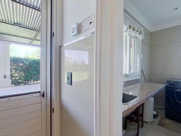 VENTA CASA DE 6 AMBIENTES CON PILETA EN HARAS SANTA MARIA