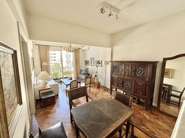 APTO CRÉDITO! Departamento de tres ambientes con vista abierta en venta en Recoleta