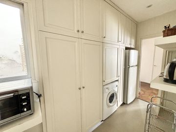 APTO CRÉDITO! Departamento de tres ambientes con vista abierta en venta en Recoleta