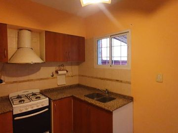 Dúplex en venta - 2 Dormitorios 2 Baños - Cochera - 90Mts2 - San Miguel