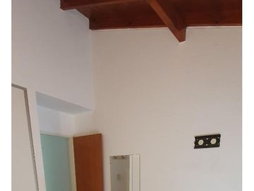 Dúplex en venta - 2 Dormitorios 2 Baños - Cochera - 90Mts2 - San Miguel