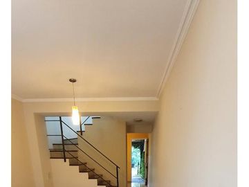 Dúplex en venta - 2 Dormitorios 2 Baños - Cochera - 90Mts2 - San Miguel