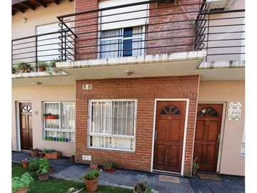 Dúplex en venta - 2 Dormitorios 2 Baños - Cochera - 90Mts2 - San Miguel
